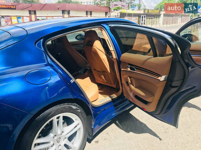 Синий Порше Панамера, объемом двигателя 4.8 л и пробегом 86 тыс. км за 22500 $, фото 10 на Automoto.ua