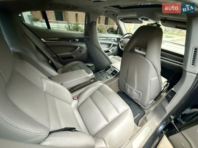 Синий Порше Панамера, объемом двигателя 4.8 л и пробегом 145 тыс. км за 22000 $, фото 18 на Automoto.ua