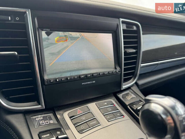 Синий Порше Панамера, объемом двигателя 4.81 л и пробегом 140 тыс. км за 42399 $, фото 10 на Automoto.ua