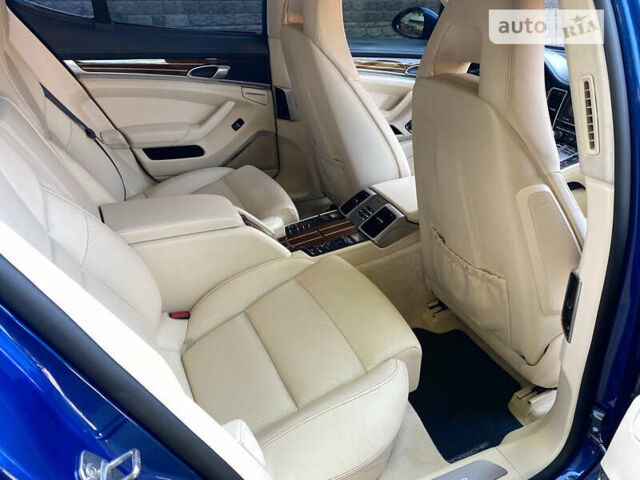 Синій Порше Panamera, об'ємом двигуна 4.81 л та пробігом 263 тис. км за 18344 $, фото 9 на Automoto.ua