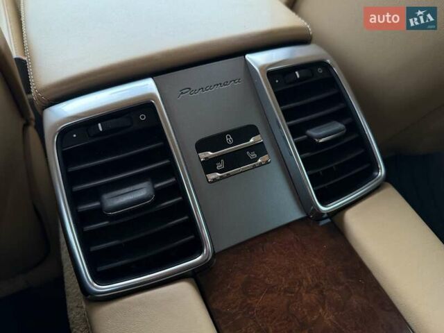 Синий Порше Панамера, объемом двигателя 4.81 л и пробегом 200 тыс. км за 23000 $, фото 22 на Automoto.ua