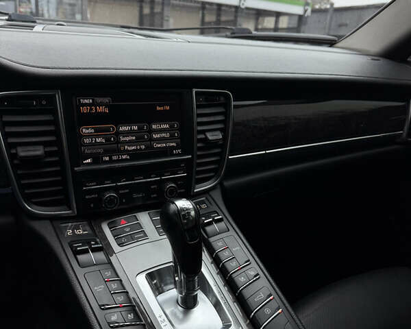 Синий Порше Панамера, объемом двигателя 3.61 л и пробегом 192 тыс. км за 23000 $, фото 10 на Automoto.ua