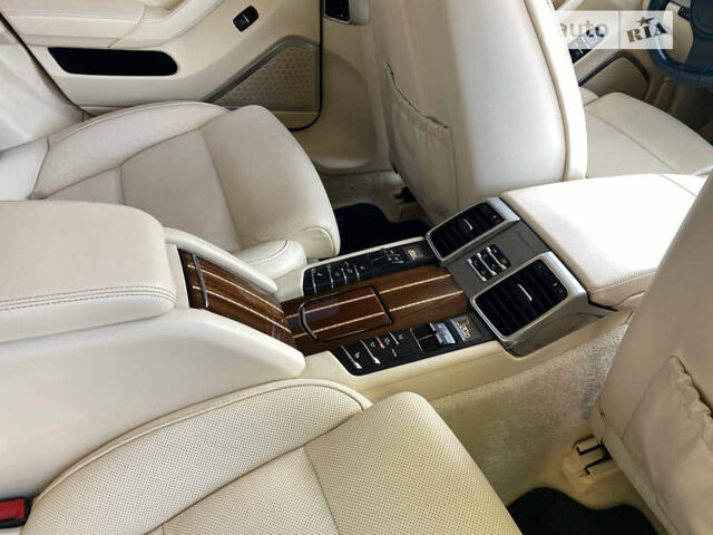 Синій Порше Panamera, об'ємом двигуна 4.81 л та пробігом 263 тис. км за 18344 $, фото 10 на Automoto.ua