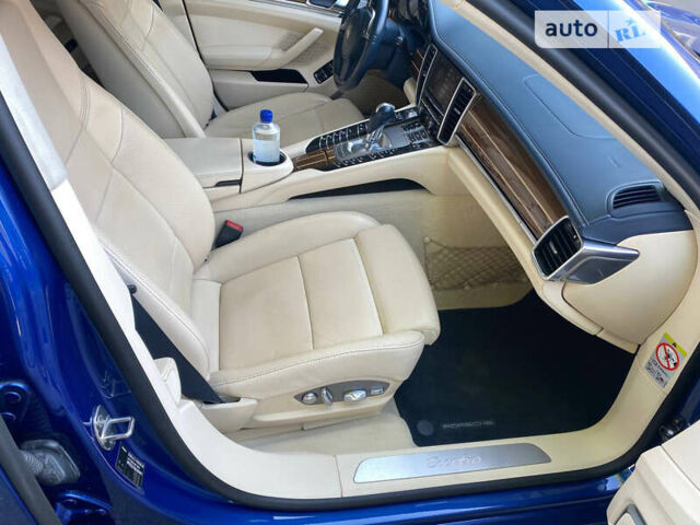 Синій Порше Panamera, об'ємом двигуна 4.81 л та пробігом 263 тис. км за 18344 $, фото 7 на Automoto.ua