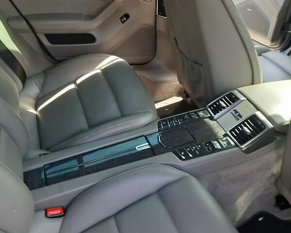 Синій Порше Panamera, об'ємом двигуна 4.81 л та пробігом 119 тис. км за 16500 $, фото 15 на Automoto.ua