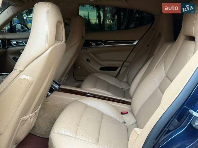 Синій Порше Panamera, об'ємом двигуна 3.61 л та пробігом 238 тис. км за 21500 $, фото 14 на Automoto.ua
