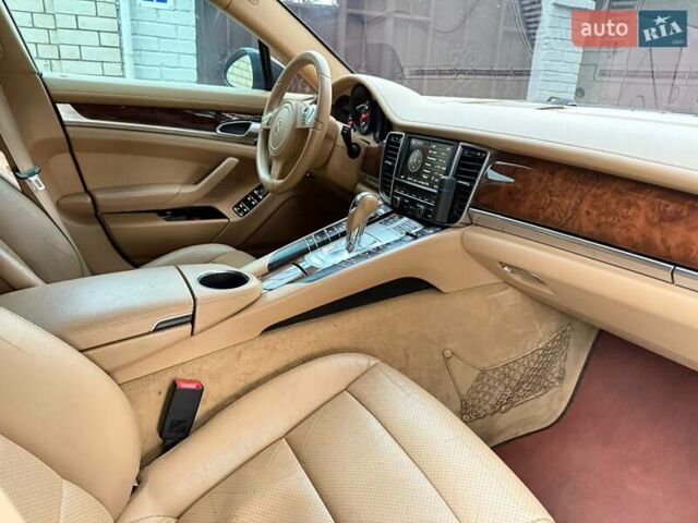 Синій Порше Panamera, об'ємом двигуна 3.61 л та пробігом 238 тис. км за 21500 $, фото 12 на Automoto.ua