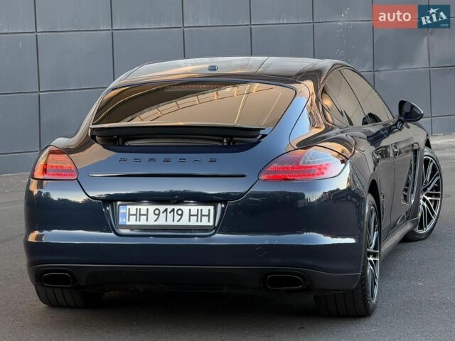 Синій Порше Panamera, об'ємом двигуна 3.6 л та пробігом 245 тис. км за 15700 $, фото 26 на Automoto.ua