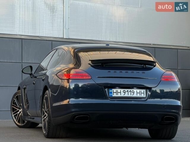 Синій Порше Panamera, об'ємом двигуна 3.6 л та пробігом 245 тис. км за 15700 $, фото 18 на Automoto.ua