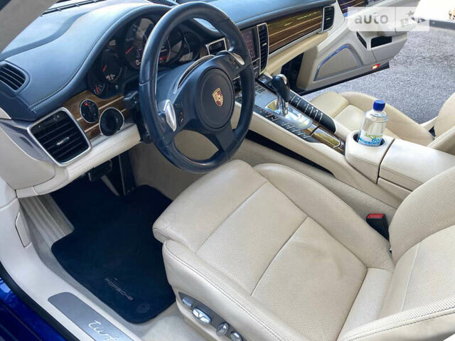 Синій Порше Panamera, об'ємом двигуна 4.81 л та пробігом 263 тис. км за 18344 $, фото 13 на Automoto.ua