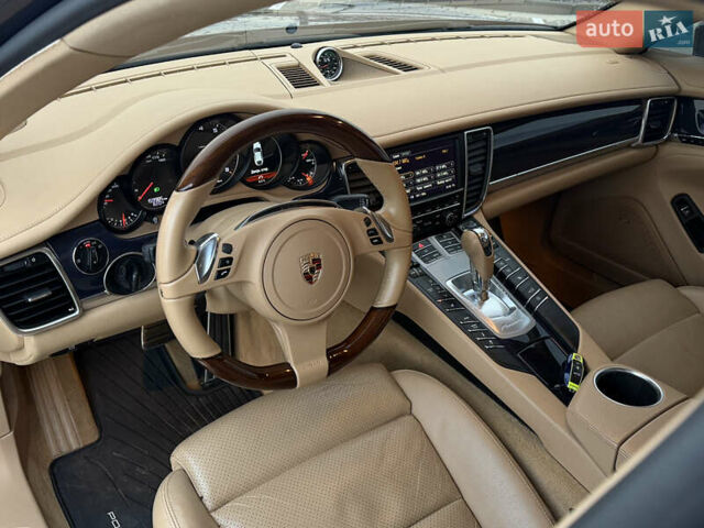 Синій Порше Panamera, об'ємом двигуна 3.61 л та пробігом 160 тис. км за 18000 $, фото 11 на Automoto.ua