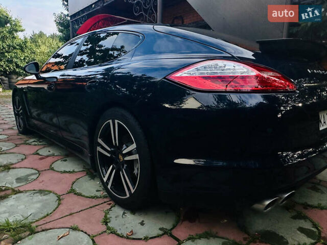 Порше Панамера 2013 в Киеве на Automoto.ua Синий Порше Панамера, объемом двигателя 4.81 л и пробегом 115 тыс. км за 32500 $, фото 4 на Automoto.ua