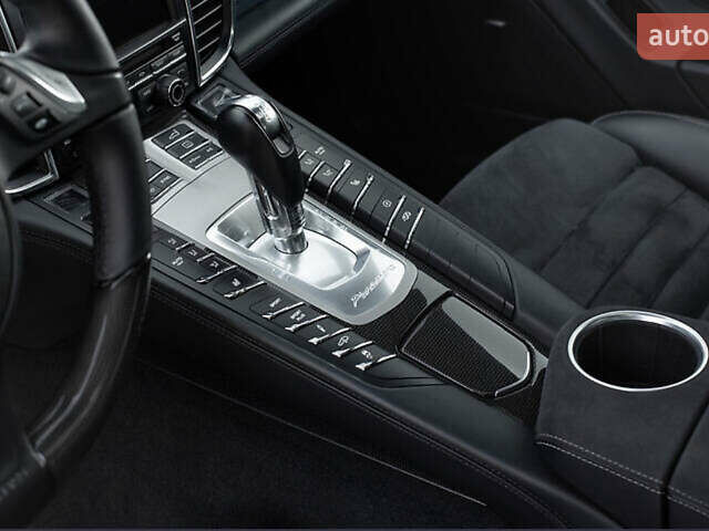 Синий Порше Панамера, объемом двигателя 4.81 л и пробегом 179 тыс. км за 34000 $, фото 4 на Automoto.ua