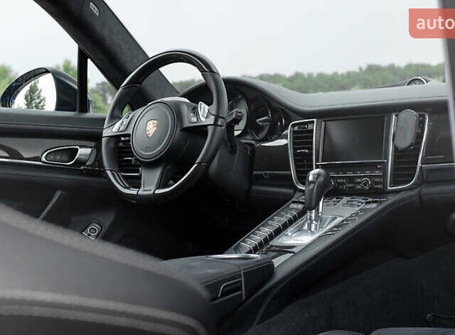 Синий Порше Панамера, объемом двигателя 4.81 л и пробегом 179 тыс. км за 34000 $, фото 9 на Automoto.ua