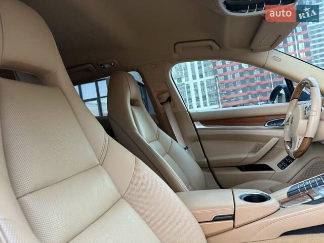 Порше Панамера 2013 в Киеве на Automoto.ua Синий Порше Панамера, объемом двигателя 3.61 л и пробегом 81 тыс. км за 33222 $, фото 36 на Automoto.ua