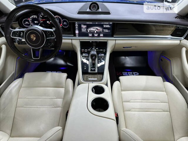 Синій Порше Panamera, об'ємом двигуна 2.89 л та пробігом 45 тис. км за 82000 $, фото 30 на Automoto.ua