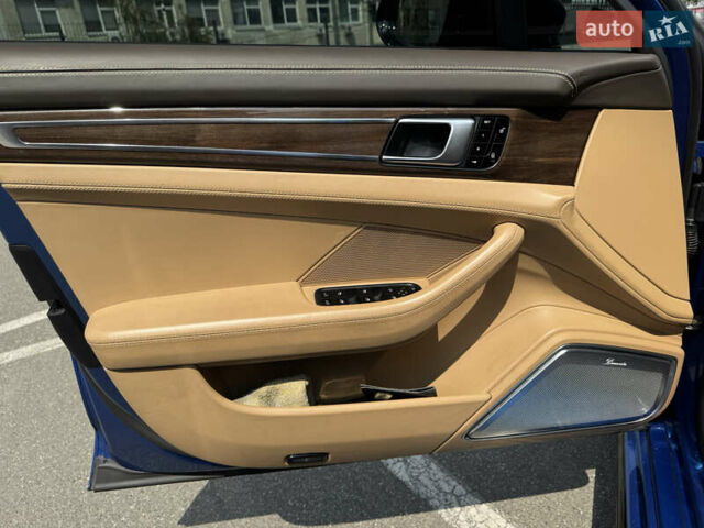 Синий Порше Панамера, объемом двигателя 4 л и пробегом 45 тыс. км за 79000 $, фото 22 на Automoto.ua