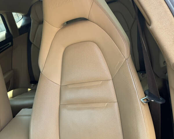 Синий Порше Панамера, объемом двигателя 4 л и пробегом 45 тыс. км за 79000 $, фото 13 на Automoto.ua