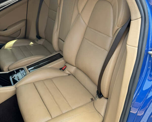 Синий Порше Панамера, объемом двигателя 4 л и пробегом 45 тыс. км за 79000 $, фото 21 на Automoto.ua