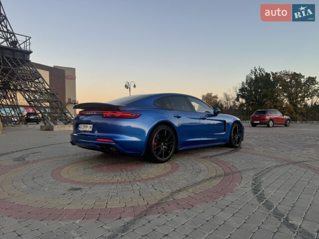 Синій Порше Panamera, об'ємом двигуна 4 л та пробігом 92 тис. км за 82000 $, фото 2 на Automoto.ua