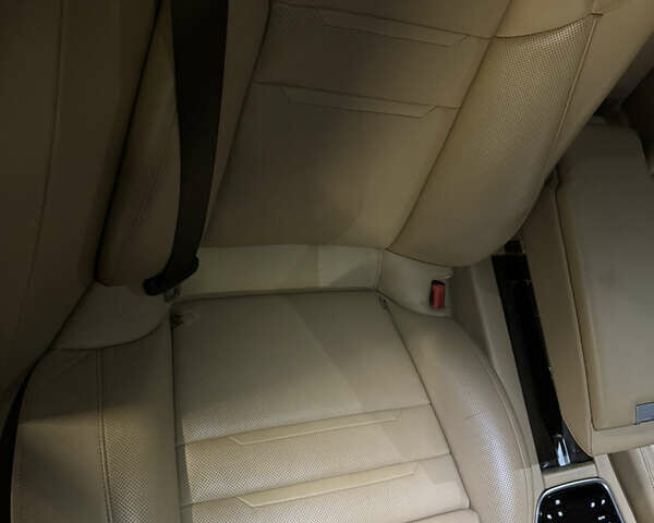 Синий Порше Панамера, объемом двигателя 4 л и пробегом 51 тыс. км за 60000 $, фото 51 на Automoto.ua