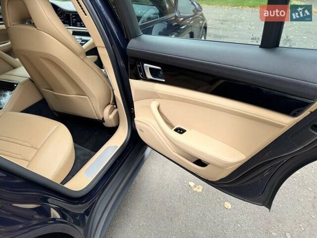Синій Порше Panamera, об'ємом двигуна 3 л та пробігом 89 тис. км за 49500 $, фото 23 на Automoto.ua