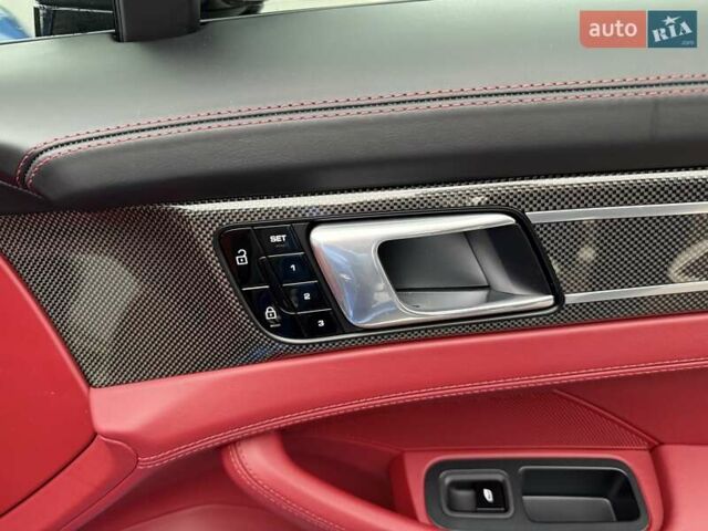 Синий Порше Панамера, объемом двигателя 4 л и пробегом 64 тыс. км за 79990 $, фото 47 на Automoto.ua