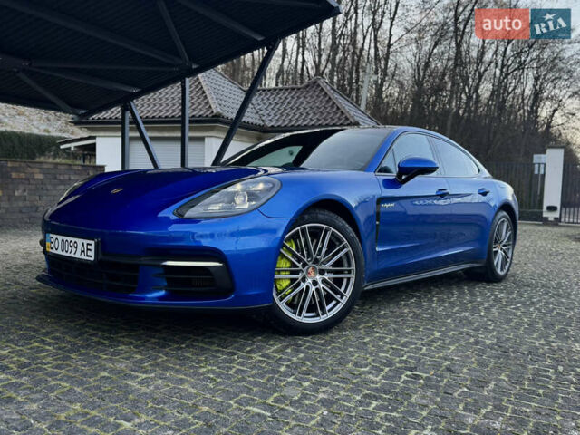 Синий Порше Панамера, объемом двигателя 2.89 л и пробегом 67 тыс. км за 69000 $, фото 1 на Automoto.ua