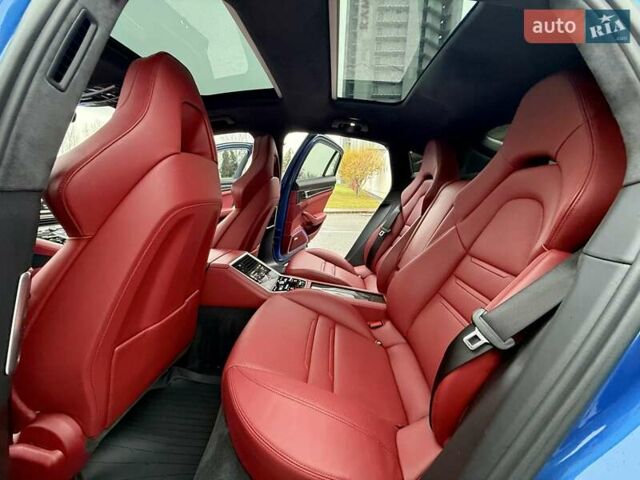 Синий Порше Панамера, объемом двигателя 4 л и пробегом 64 тыс. км за 79990 $, фото 68 на Automoto.ua