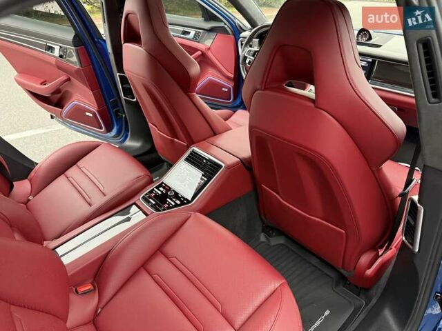 Синий Порше Панамера, объемом двигателя 4 л и пробегом 64 тыс. км за 79990 $, фото 63 на Automoto.ua