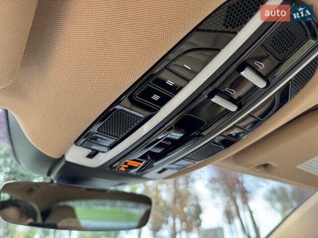 Синій Порше Panamera, об'ємом двигуна 3 л та пробігом 89 тис. км за 49500 $, фото 14 на Automoto.ua