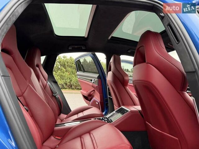 Синий Порше Панамера, объемом двигателя 4 л и пробегом 64 тыс. км за 79990 $, фото 60 на Automoto.ua