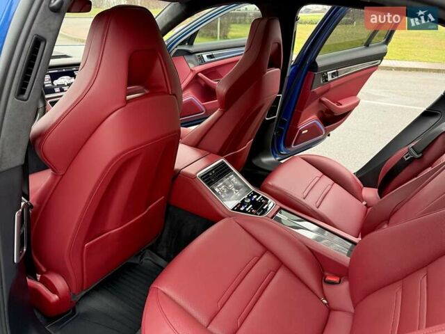 Синий Порше Панамера, объемом двигателя 4 л и пробегом 64 тыс. км за 79990 $, фото 71 на Automoto.ua