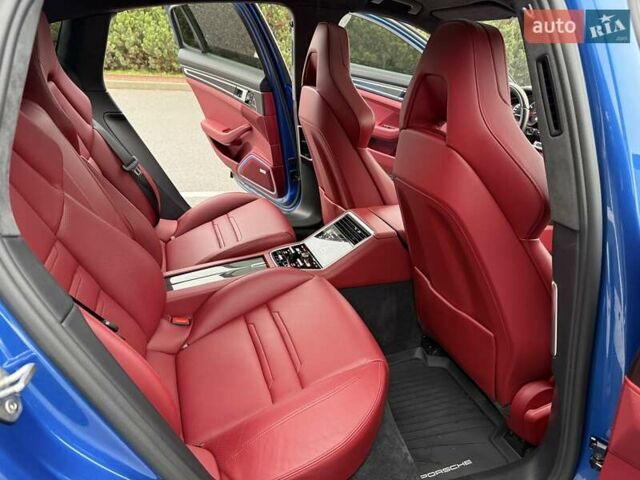 Синий Порше Панамера, объемом двигателя 4 л и пробегом 64 тыс. км за 79990 $, фото 61 на Automoto.ua