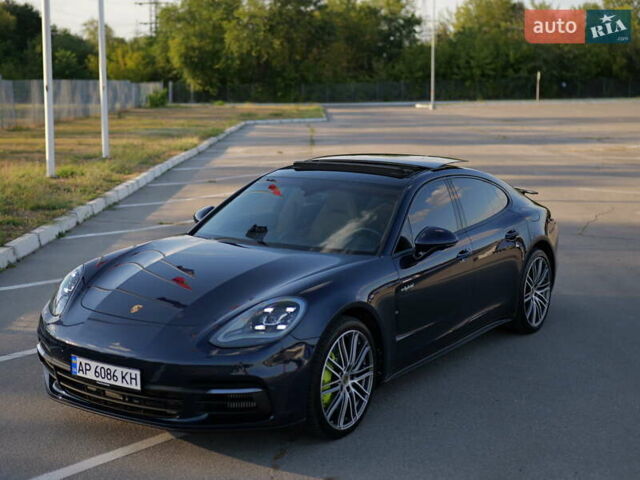 Синій Порше Panamera, об'ємом двигуна 2.89 л та пробігом 57 тис. км за 75000 $, фото 32 на Automoto.ua