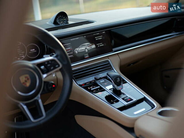 Синій Порше Panamera, об'ємом двигуна 2.89 л та пробігом 57 тис. км за 75000 $, фото 91 на Automoto.ua