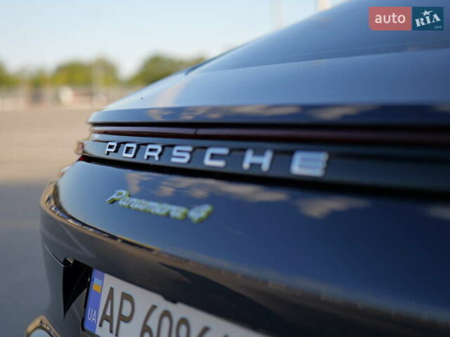 Синій Порше Panamera, об'ємом двигуна 2.89 л та пробігом 57 тис. км за 75000 $, фото 10 на Automoto.ua