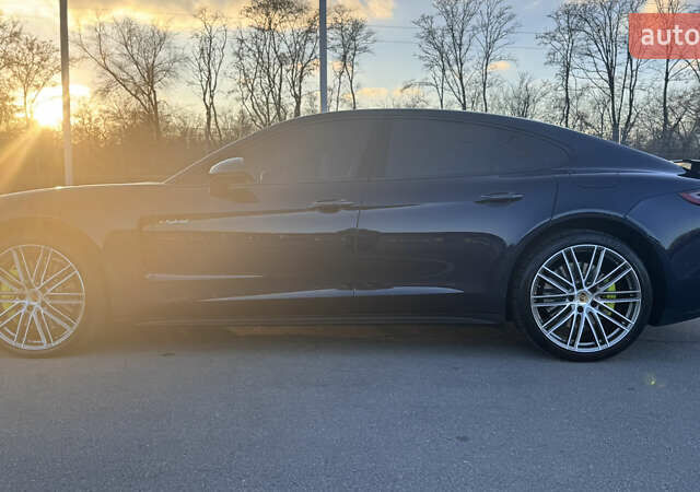 Синий Порше Панамера, объемом двигателя 2.89 л и пробегом 62 тыс. км за 64000 $, фото 5 на Automoto.ua