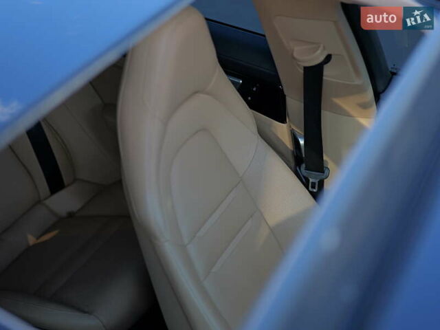 Синій Порше Panamera, об'ємом двигуна 2.89 л та пробігом 57 тис. км за 75000 $, фото 46 на Automoto.ua