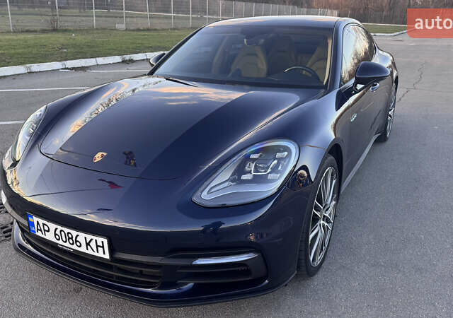 Синий Порше Панамера, объемом двигателя 2.89 л и пробегом 62 тыс. км за 64000 $, фото 1 на Automoto.ua