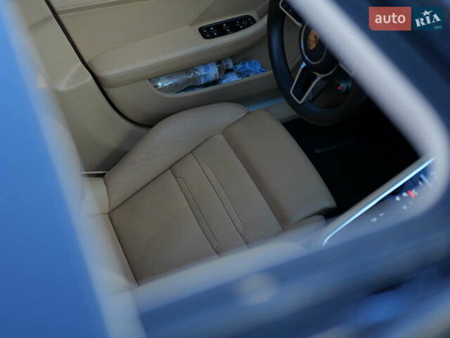 Синій Порше Panamera, об'ємом двигуна 2.89 л та пробігом 57 тис. км за 75000 $, фото 47 на Automoto.ua