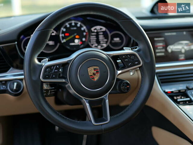 Синій Порше Panamera, об'ємом двигуна 2.89 л та пробігом 57 тис. км за 75000 $, фото 90 на Automoto.ua