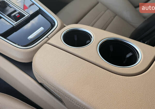 Синий Порше Панамера, объемом двигателя 2.89 л и пробегом 62 тыс. км за 64000 $, фото 24 на Automoto.ua