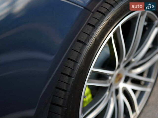 Синій Порше Panamera, об'ємом двигуна 2.89 л та пробігом 57 тис. км за 75000 $, фото 16 на Automoto.ua
