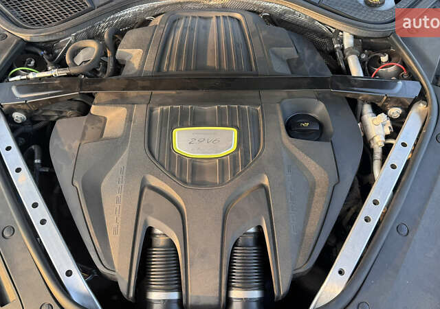 Синий Порше Панамера, объемом двигателя 2.89 л и пробегом 62 тыс. км за 64000 $, фото 28 на Automoto.ua