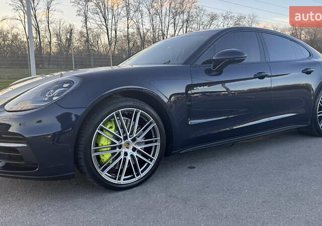 Синий Порше Панамера, объемом двигателя 2.89 л и пробегом 62 тыс. км за 64000 $, фото 3 на Automoto.ua