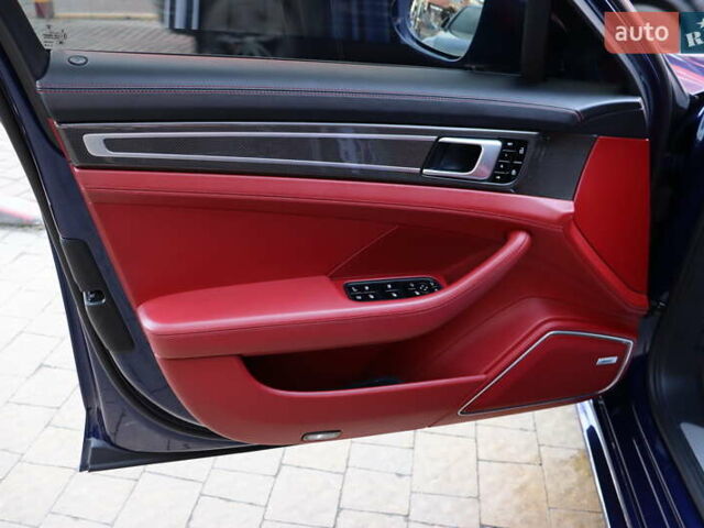 Синий Порше Панамера, объемом двигателя 2.9 л и пробегом 83 тыс. км за 79900 $, фото 9 на Automoto.ua