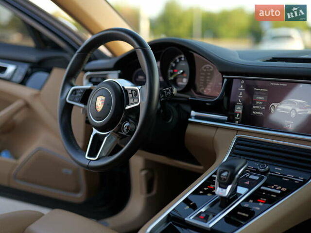 Синій Порше Panamera, об'ємом двигуна 2.89 л та пробігом 57 тис. км за 75000 $, фото 94 на Automoto.ua