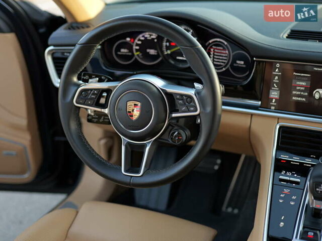 Синій Порше Panamera, об'ємом двигуна 2.89 л та пробігом 57 тис. км за 75000 $, фото 116 на Automoto.ua