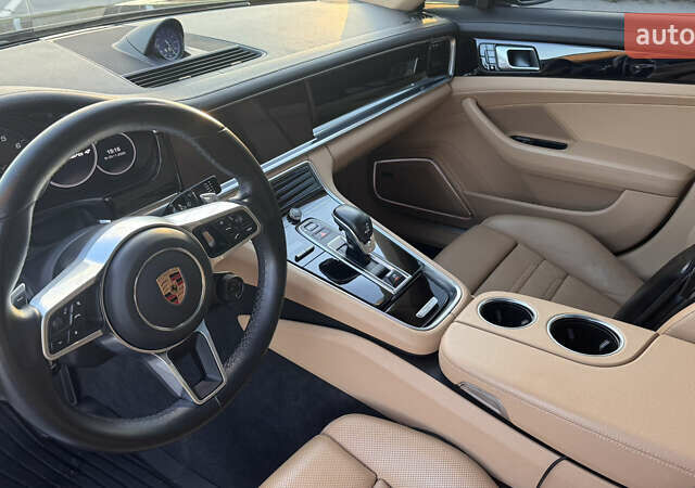 Синий Порше Панамера, объемом двигателя 2.89 л и пробегом 62 тыс. км за 64000 $, фото 14 на Automoto.ua